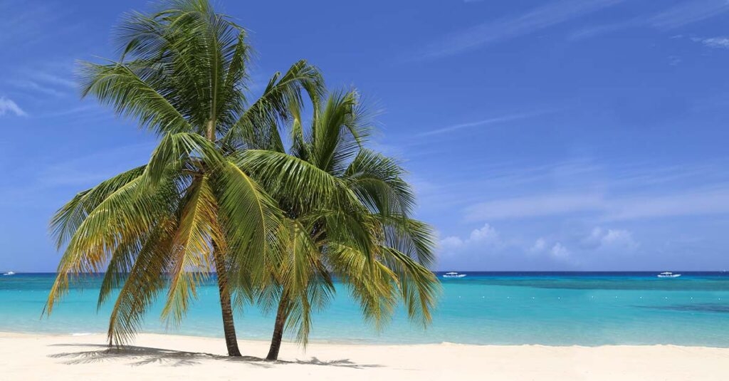 Jamaica sets target for 250,000 tourists from UK and Ireland